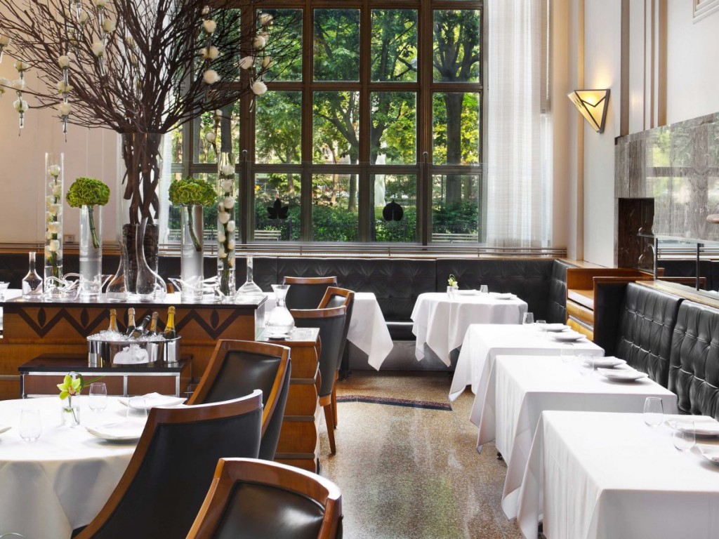 gli arredi art decò del ristorante